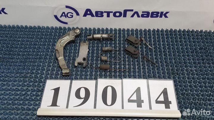 Ремкомплект стояночного тормоза Toyota Ist