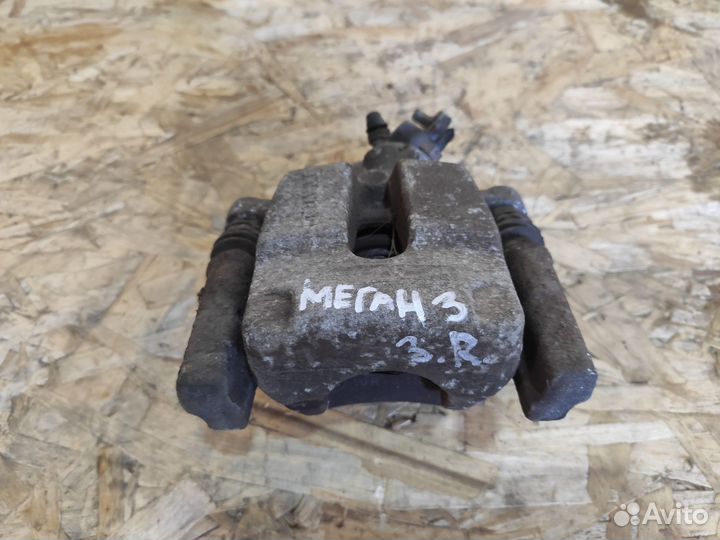 Суппорт задний правый Renault Megane 3, Fluence