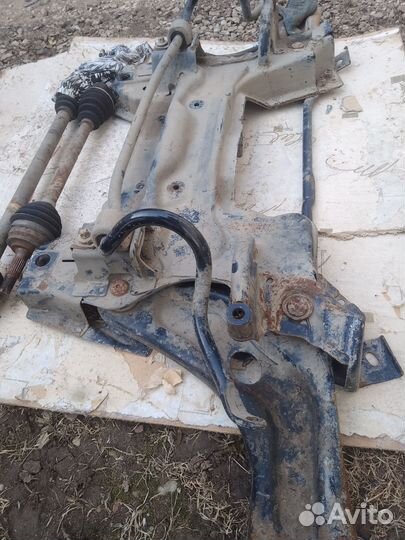 Подрамник Ситроен С-Elysse Пежо 301