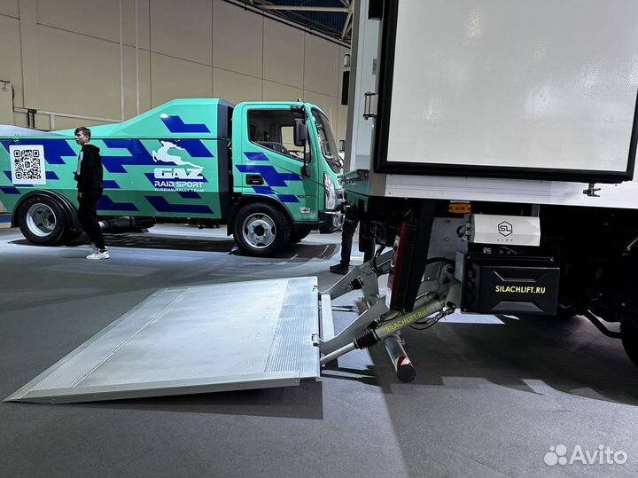 Гидроборт со складной лопатой