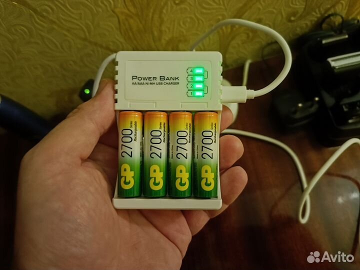 Зарядное устройство + аккумуляторы GP USB оригинал