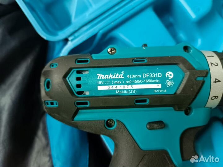 Шуруповерт makita