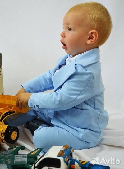 Костюм праздничный на мальчика