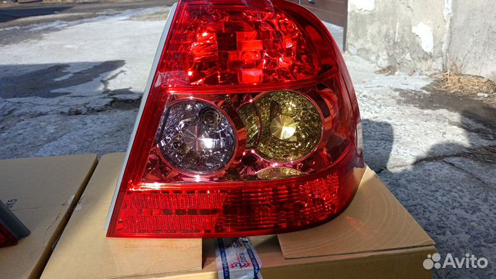 Задние фонари depo Corolla E120