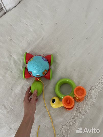Каталки tomy и fisher price