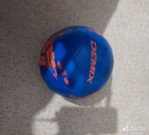 Футбольный мяч