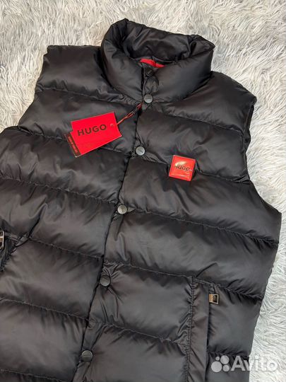 Жилет Hugo