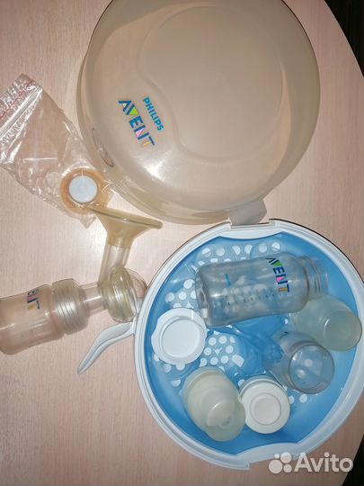 Набор Avent (молокоотсос, стерилизатор, бутылочки