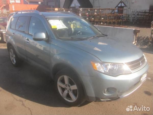 Разбор на запчасти Mitsubishi Outlander XL