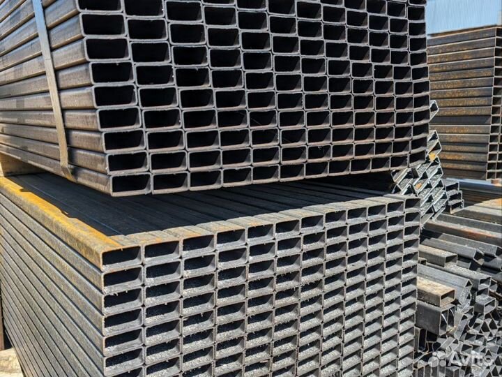 Профильная труба (на забор)