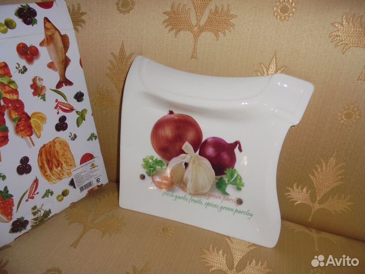 Фарфор блюдо д/закусок Lermoni 20 х 19 см