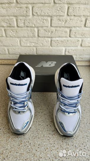 Кроссовки мужские new balance