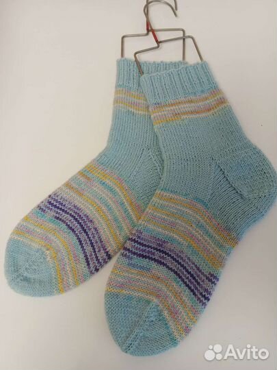 Шерстяные носки женские ручной вязки