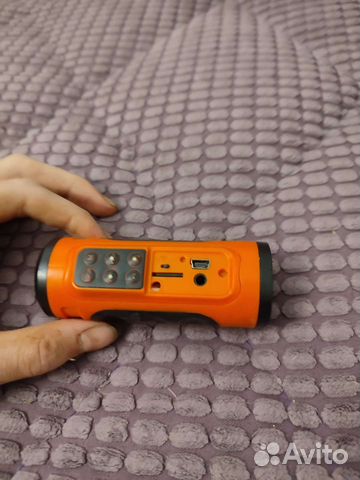 Портативная блютуз колонка-фонарик