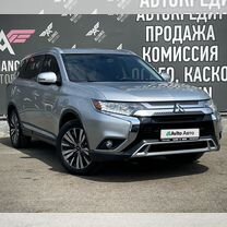 Mitsubishi Outlander 2.4 CVT, 2018, 151 000 км, с пробегом, цена 1 995 000 руб.