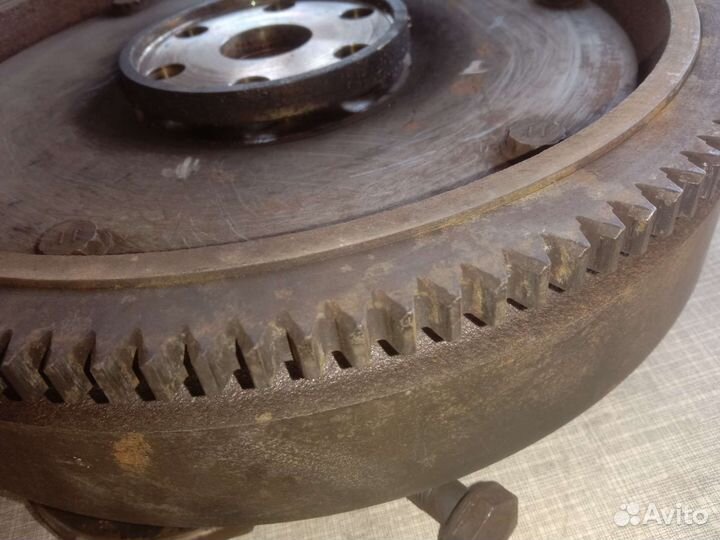 Маховик Mitsubishi L200 2006-2014