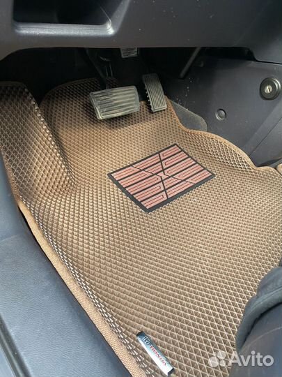 Автомобильные коврики ева в подарок подпятник + 2