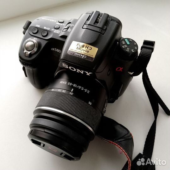 Цифровой фотоаппарат Sony alpha