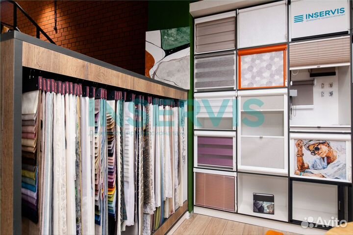 Рулонная штора на окно