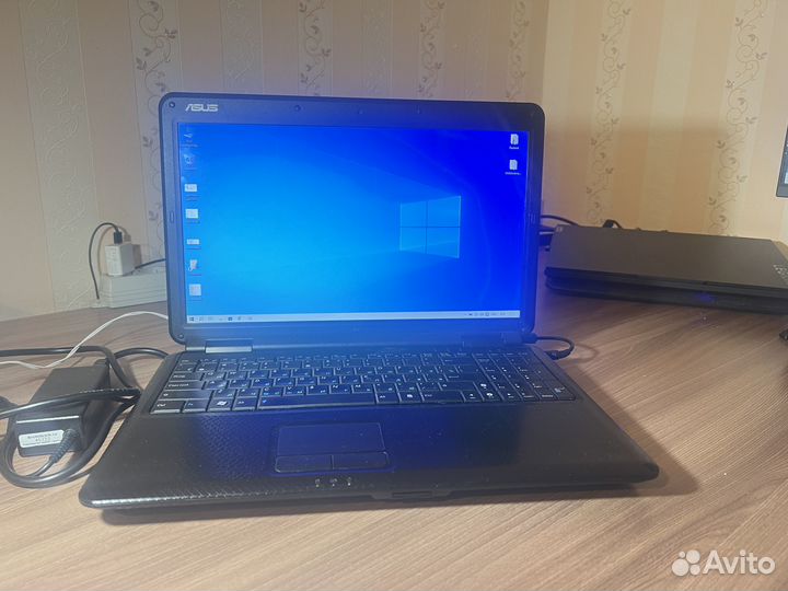 Ноутбук asus P50IJ