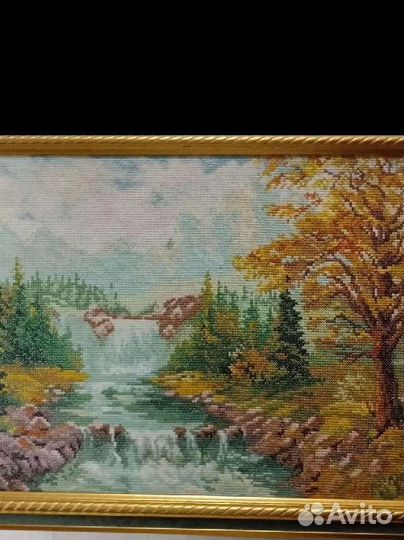 Картина вышитая крестом 