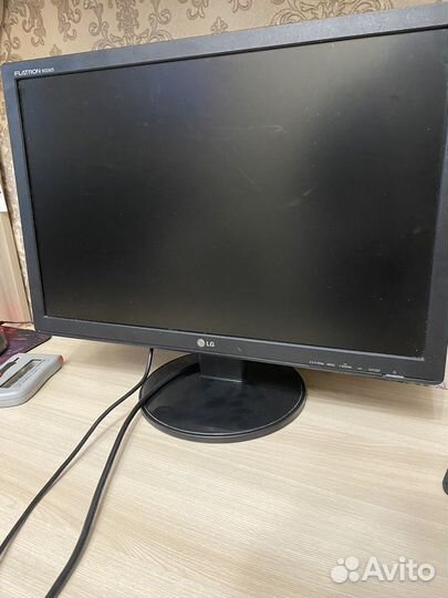 Монитор LG