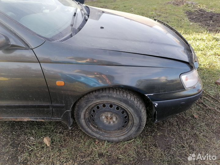 Тойота калдина CT190 в разбор