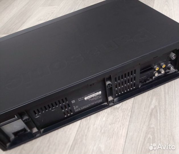Продам Видеомагнитофон Panasonic NV-SD205
