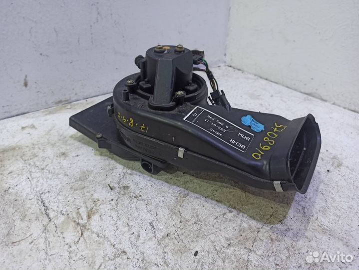 Моторчик печки 64118385546 бмв