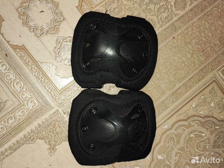 Защита налакодники наколенники