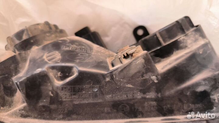 Фара передняя правая hyundai elantra xd