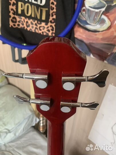 Акустическая бас гитара