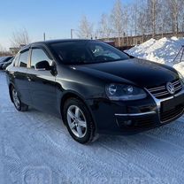 Volkswagen Jetta 1.6 MT, 2008, 293 000 км, с пробегом, цена 320 000 руб.