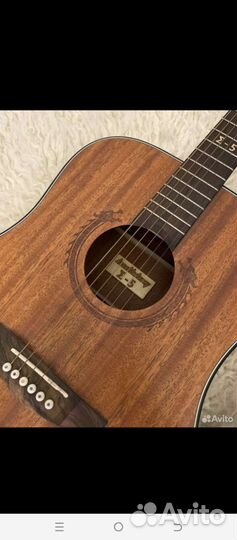 Акустическая гитара