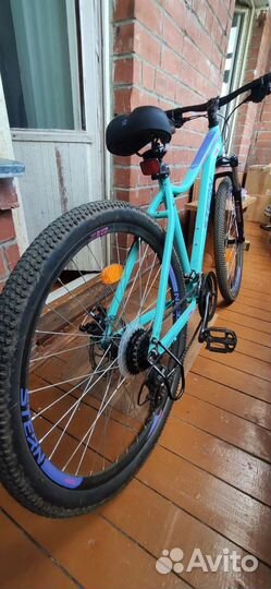 Горный новый велосипед