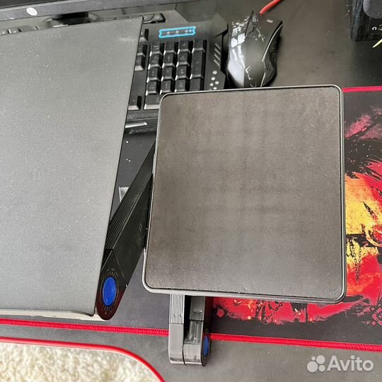 Столик подставка для ноутбука