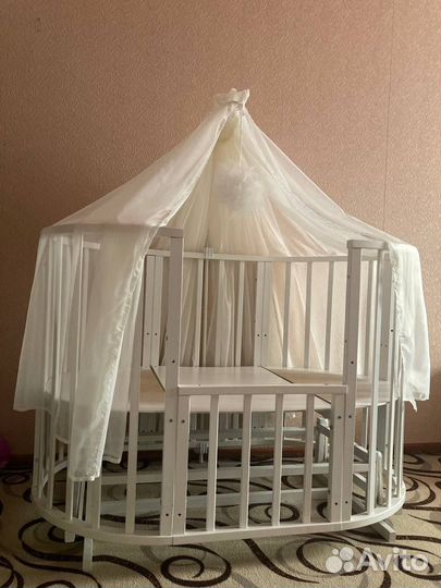 Детская кроватка трансформер круглая с маятником