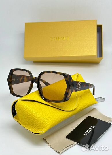 Солнцезащитные очки Loewe
