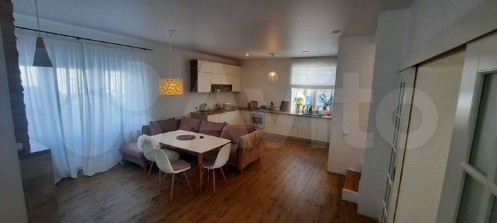 Дом 168 м² на участке 3 сот.