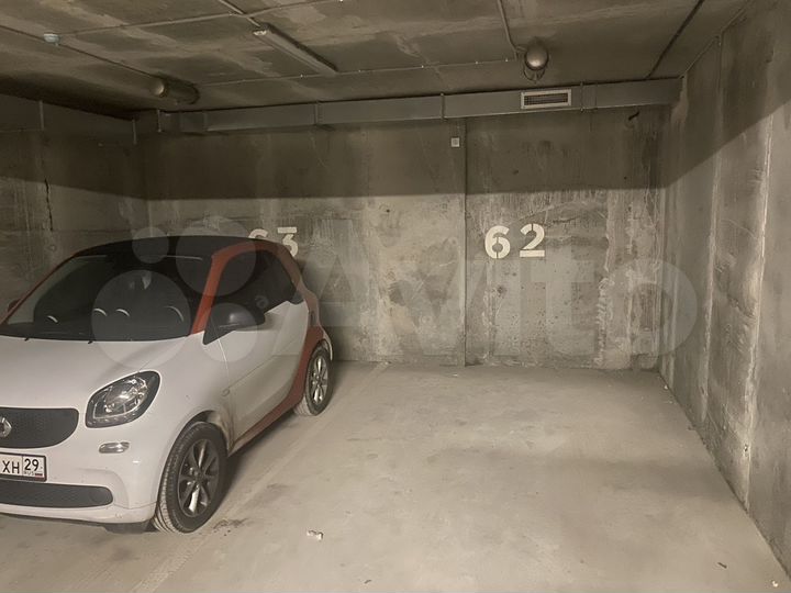 Машиноместо, 18 м²