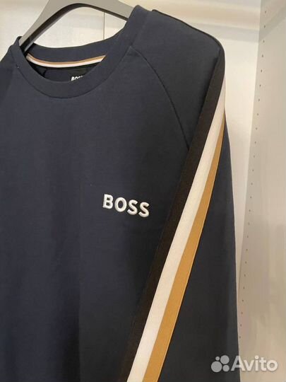 Спортивный костюм Hugo Boss размер М наличие один