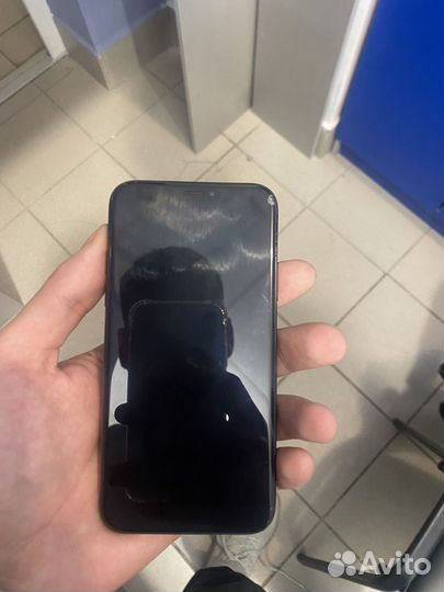 iPhone Xs, 64 ГБ