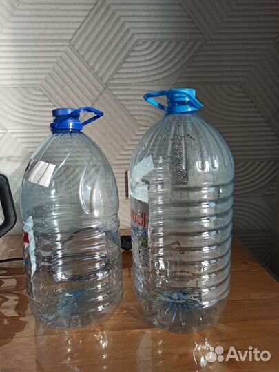 Бутылки пластиковые из-под воды, 37 шт. Пакетом