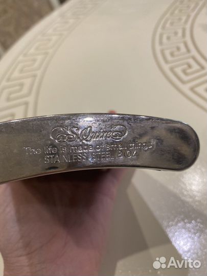 Фляжка со стопками