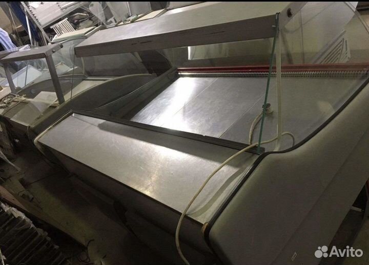 Холодильная витрина бу