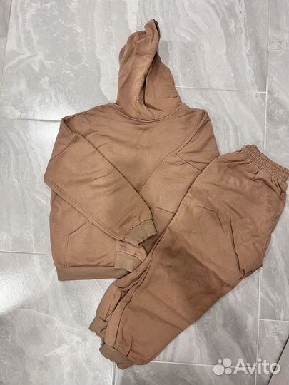 Костюм спортивный