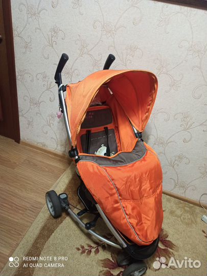 Прогулочная коляска