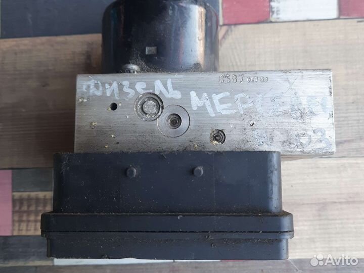 Блок управления ABS Mercedes w203