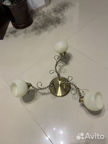 Люстра на 3 лампы Е14