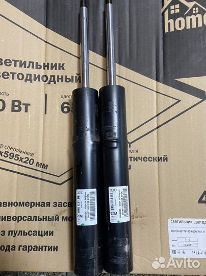 Стойки амортизатора audi Q5 передние